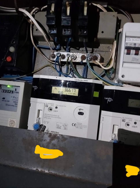 BF9A92E0-1254-48EF-ABD0-69673E1E965C.jpeg