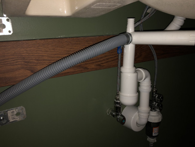 IMG_1154.jpeg (221.8 KiB) Vaadatud 18960 korda vannitoa valamu äravool