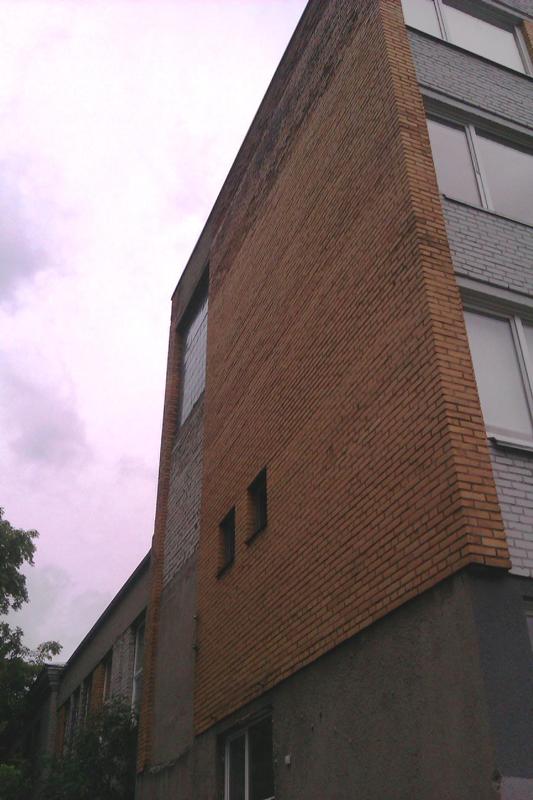 200 m2