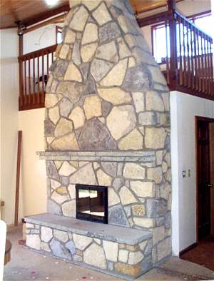 Ülalt ahenev tulepesa.