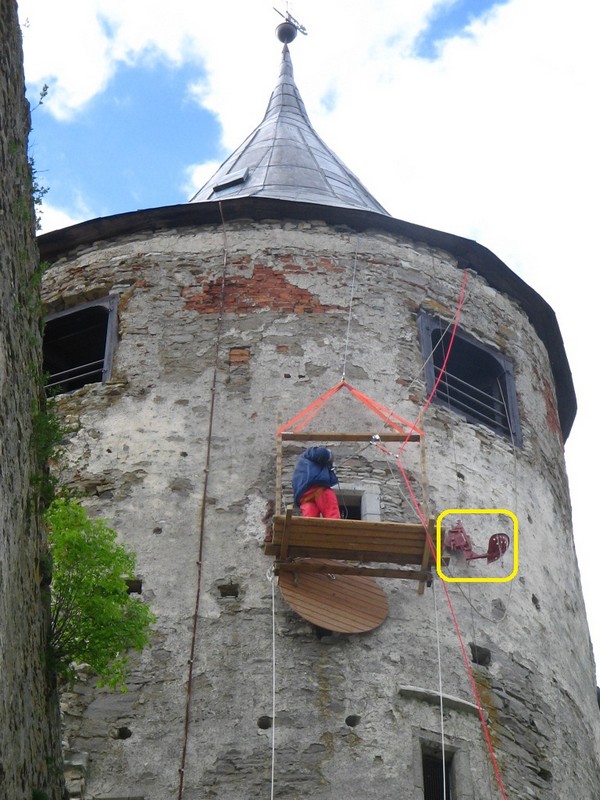 tornikella paigaldamine.JPG