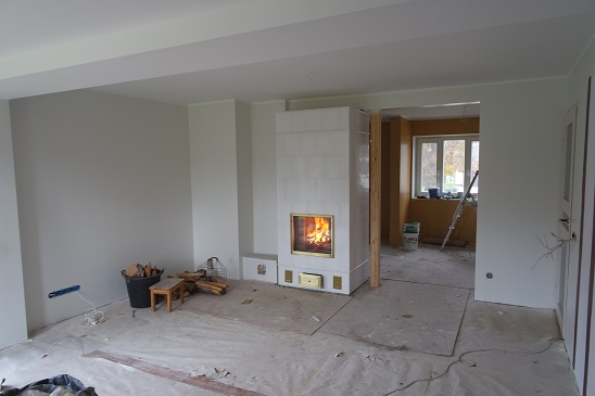 Valge kahhelahi, küpsetusahjuga..jpg