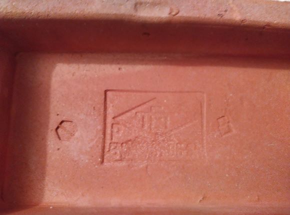 Pruun ahjupott 1.jpg