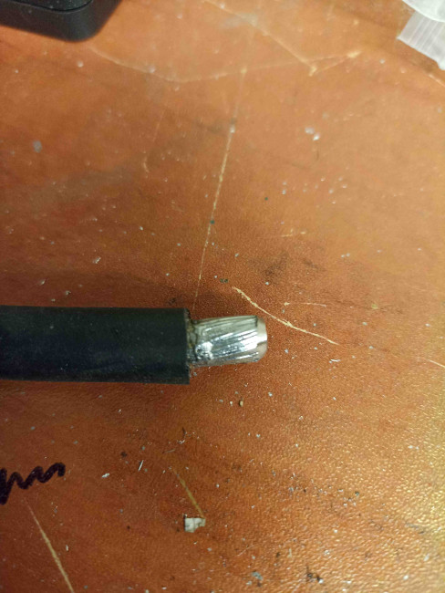 Kaabliotsa jootmine.jpg