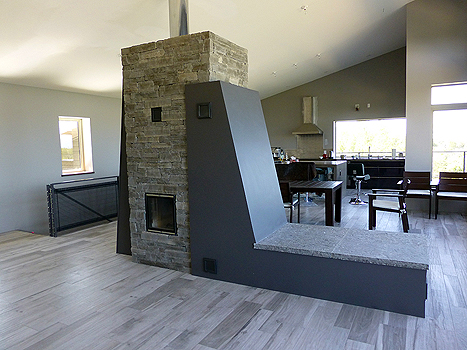 Suur ahi diivaniga.jpg